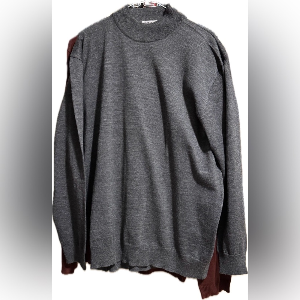 Merino wool turtleneck dark gray